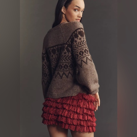 NWTS LACE RUFFLE SHORTS (M) - Picture 4 of 6